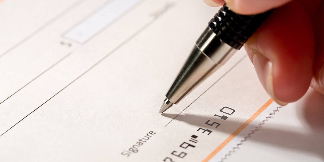 writing a check for a VA loan funding fee