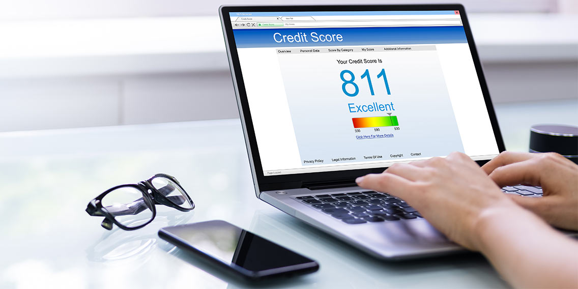 credit score on laptop