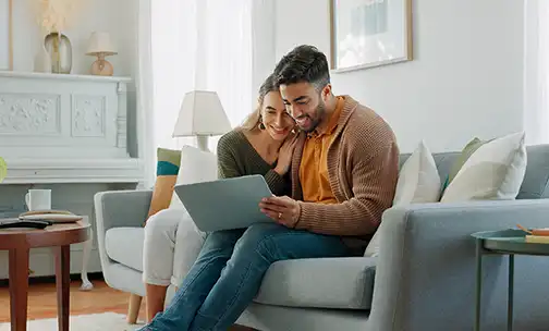 couple getting financial advice