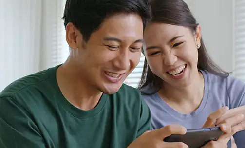 couple watching mobile